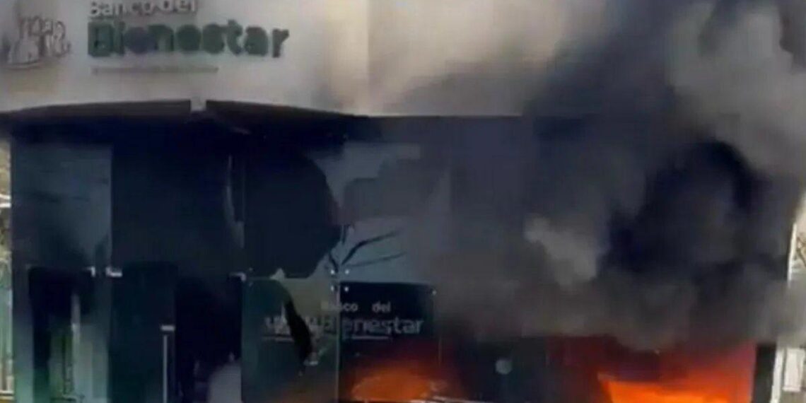 Cámaras empresariales y autoridades locales observan posibles cierres temporales de negocios