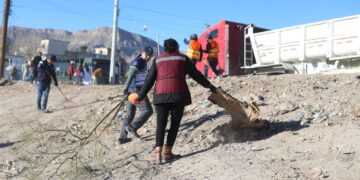 Vecinos de la Luis Echeverría se suman al arranque de “Juárez amanece limpio”