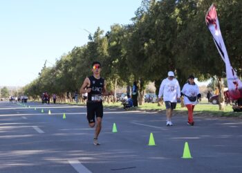 Casi 4 mil corredores participan en la primera carrera del Circuito Atlético Pedestre 2026