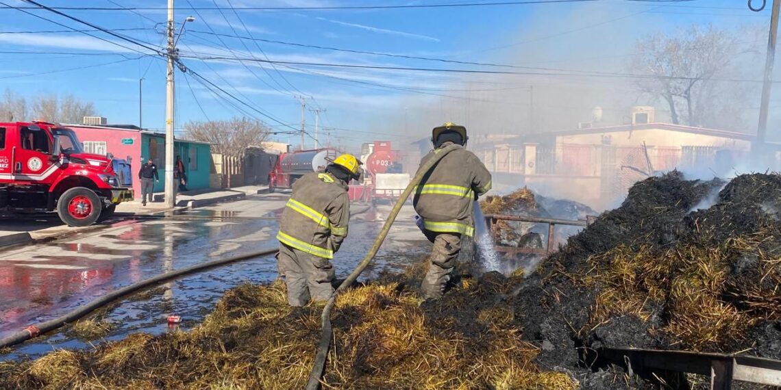 Incendio en la colonia Kilómetro 20 deja daños en viviendas; no hay lesionados