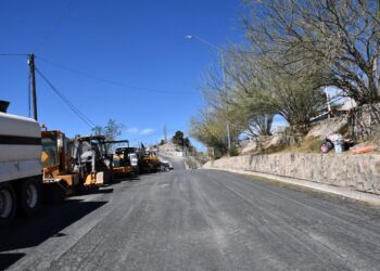Avanza repavimentación de la calle Mariano Escobedo para mejorar la movilidad en Ciudad Juárez