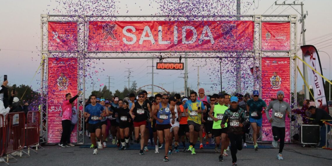 Más de 750 corredores participan en la Carrera Municipal de la Mujer 2026 en el Parque Extremo