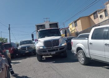 Piden a juarenses no obstruir paso de camiones de basura durante días de descanso