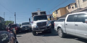 Piden a juarenses no obstruir paso de camiones de basura durante días de descanso