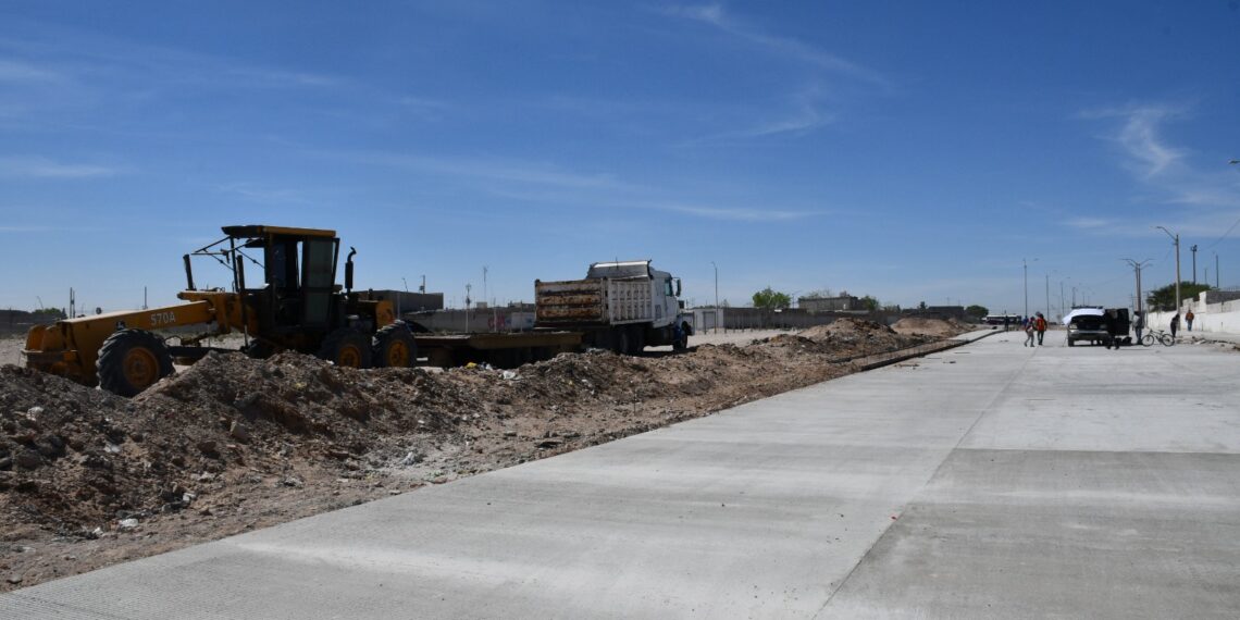 Avanza pavimentación de la avenida Lote Bravo en el suroriente de Ciudad Juárez
