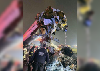Fatal accidente en aeropuerto de LaGuardia deja dos mu.rtos y suspende operaciones aéreas