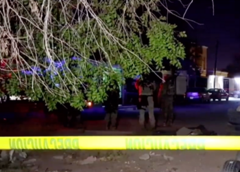 At.que arm.do en Paraje del Sur deja a una persona lesionada