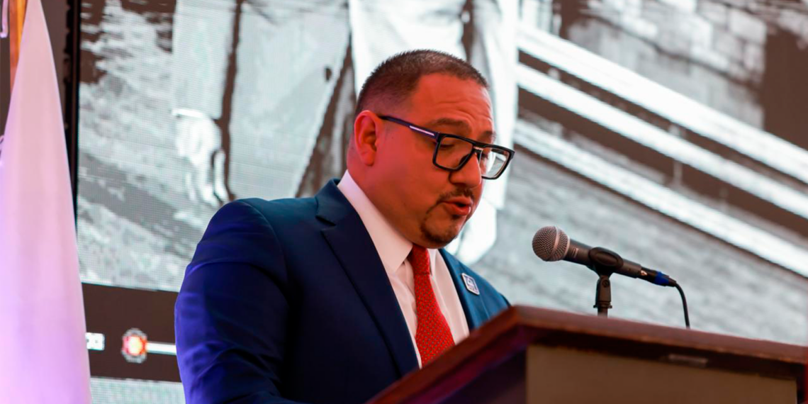Iván Pérez Ruiz rinde protesta por segunda ocasión como presidente de CANACO Juárez