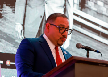 Iván Pérez Ruiz rinde protesta por segunda ocasión como presidente de CANACO Juárez