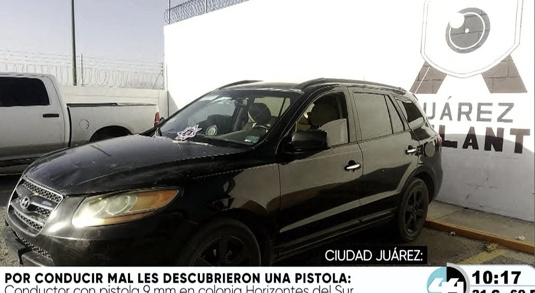 Por conducir mal les descubrieron una pistola