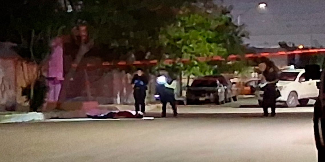 Ej.cutan a hombre a b.l.zos frente a vivienda en la colonia Salvarcar