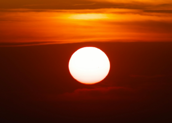 Calor intenso y fuertes ráfagas de viento marcarán el clima en Ciudad Juárez