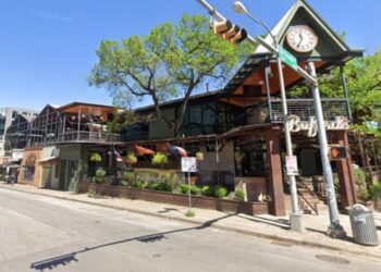 Tiroteo en Austin deja 2 muertos y 14 heridos; investigan posible acto terrorista