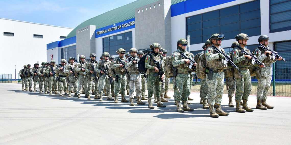 Refuerzan seguridad en Ciudad Juárez con la llegada de 400 militares