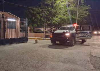 Atacan a b.l.zos vivienda en la colonia San Ángel; localizan seis casquillos