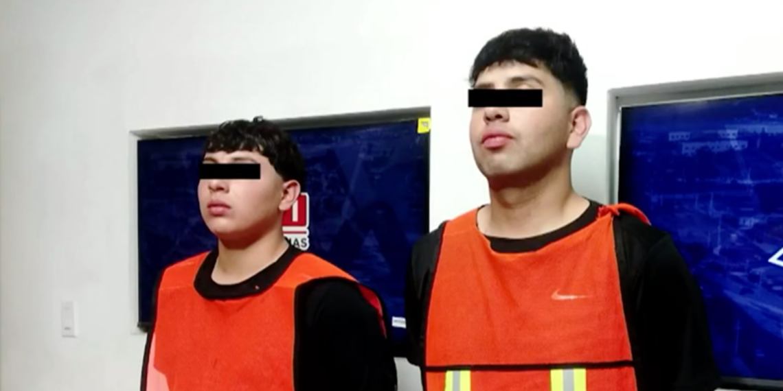 Detienen a dos hombres por amenazas, lesiones y portación de arma en Parajes de Oriente