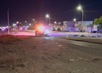 Ases.nan a hombre con arm. blanca en Hacienda de las Torres