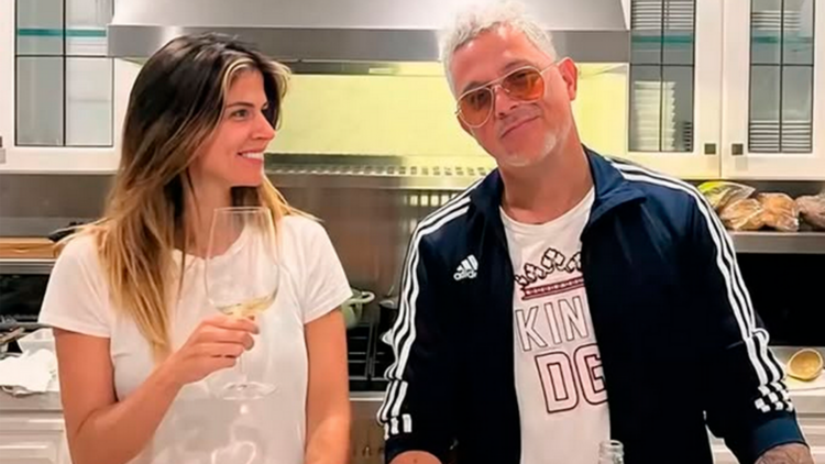 Stephanie Cayo y Alejandro Sanz confirman su relación con románticas fotos en cumpleaños