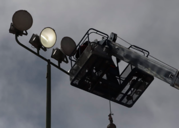 Rehabilitan alumbrado en parque Oasis de Santa Teresa para mejorar seguridad