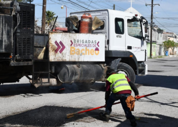Reparan más de 2 mil baches en marzo en Ciudad Juárez; Obras Públicas intensifica trabajos