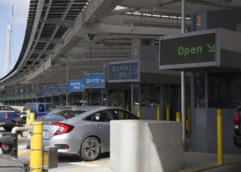 San Ysidro - CBP San Diego Operations - Vehicles cross the border at the San Ysidro Port of Entry with the use of Ready and SENTRI Lanes.
Photographer: Donna Burton