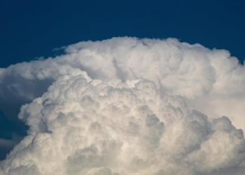 Contrastes térmicos marcarán el clima este jueves: de 12°C al amanecer a 31°C por la tarde