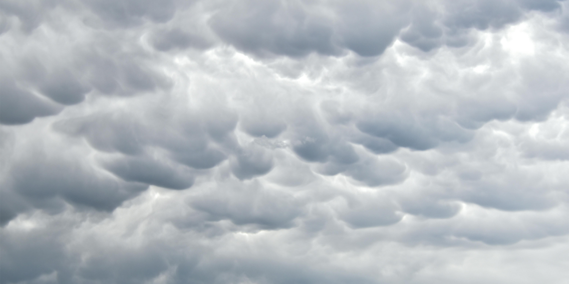 Clima con viento fuerte y tolvaneras obliga a extremar precauciones en la ciudad