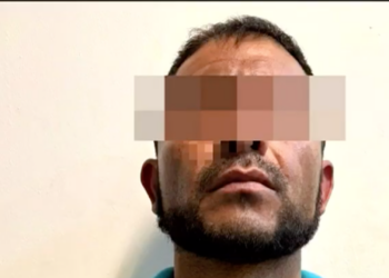 Detienen a dos hombres con cr.stal en la colonia Las Almeras en Ciudad Juárez