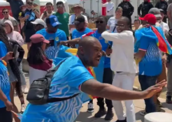 Aficionados mexicanos enseñan grito homofóbico a fans de Congo