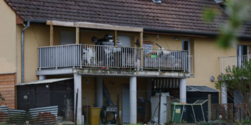 Rescatan a niño de 9 años que fue encerrado por su padre en una furgoneta durante más de un año en Francia