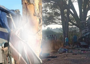 Choque de autobús deja 9 muert.s y varios heridos en carretera de Querétaro