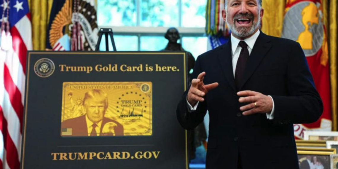 Gobierno de Trump lanza “tarjeta dorada” con residencia en EU por 1 millón de dólares