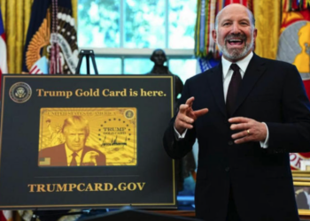 Gobierno de Trump lanza “tarjeta dorada” con residencia en EU por 1 millón de dólares