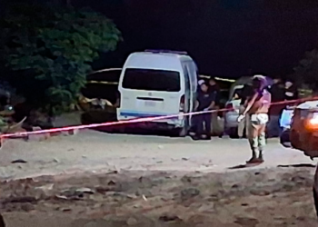 Asesi.nan a hombre a disp.aros y le dejan mensaje en Loma Blanca