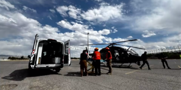 Trasladan de emergencia a bebé con neumonía severa de Juárez a Chihuahua capital