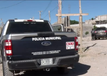 At.que arm.do contra vivienda en la colonia Juanita Luna deja daños materiales