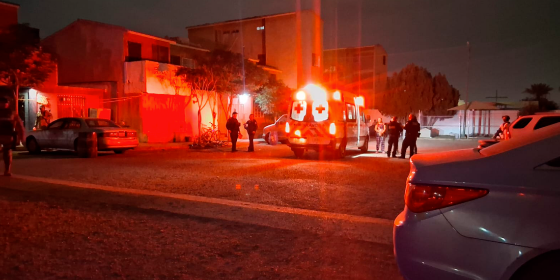 Mue.rto y mujer lesio.nada tras ata.que a bala.zos en vivienda de la colonia Solidaridad