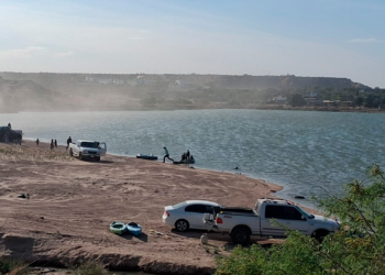 Fronterizos deciden festejar fiestas de Pascua en la presa de Anapra