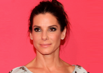 Sandra Bullock debuta en Instagram con nostálgico guiño a "Hechizo de Amor"