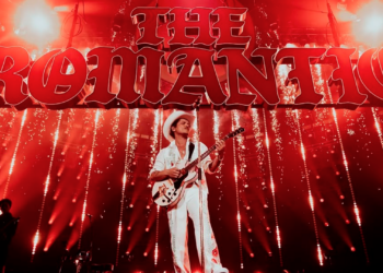 Bruno Mars sorprende con “Lo Arriesgo Todo”, su primera canción completamente en español