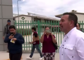 Niegan acceso a Cruz Pérez Cuéllar al CONALEP 3 durante entrega de obras en Juárez