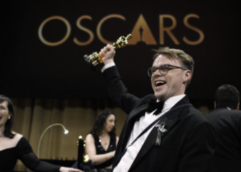 Confiscan Oscar a director por seguridad y desaparece durante vuelo internacional