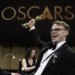 Confiscan Oscar a director por seguridad y desaparece durante vuelo internacional