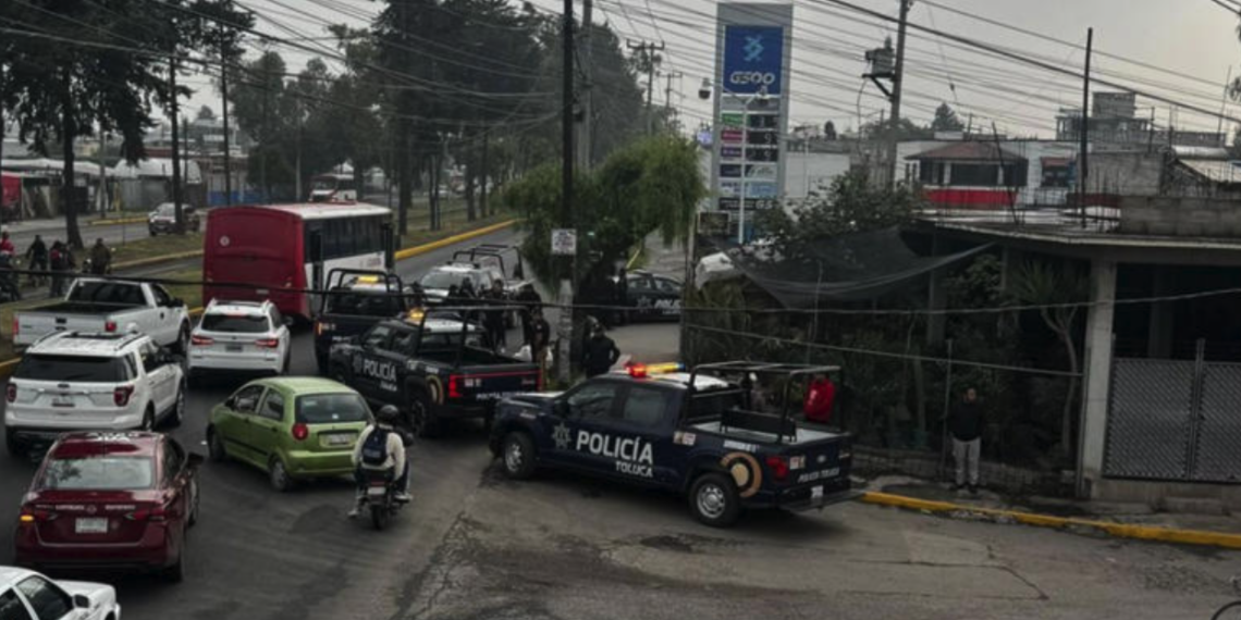 Comerciante mata a presunto asaltante durante intento de robo en gasolinera de Toluca