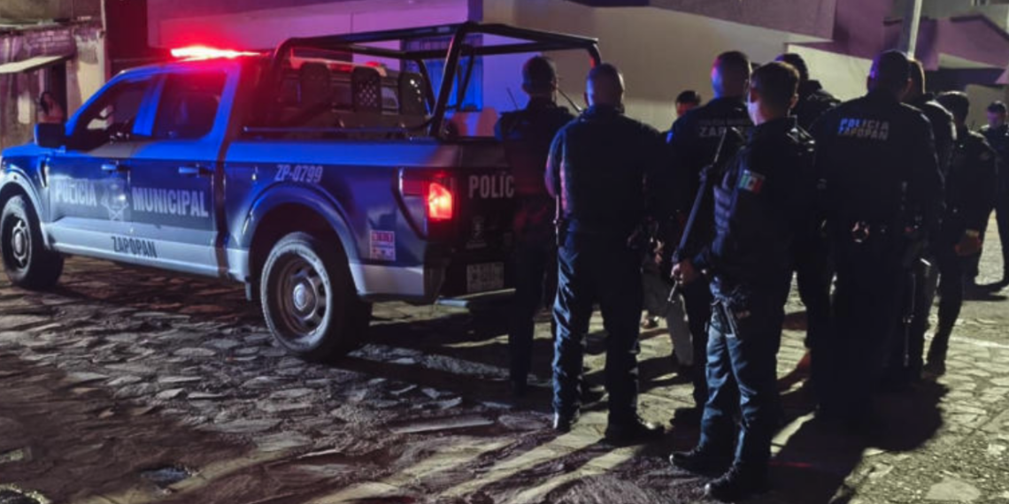 Menor es agredida con un desarmador por su pareja y dos mujeres en Zapopan