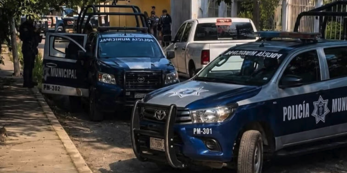 Rescatan a siete personas en casa de seguridad en Poza Rica; hay dos detenidos