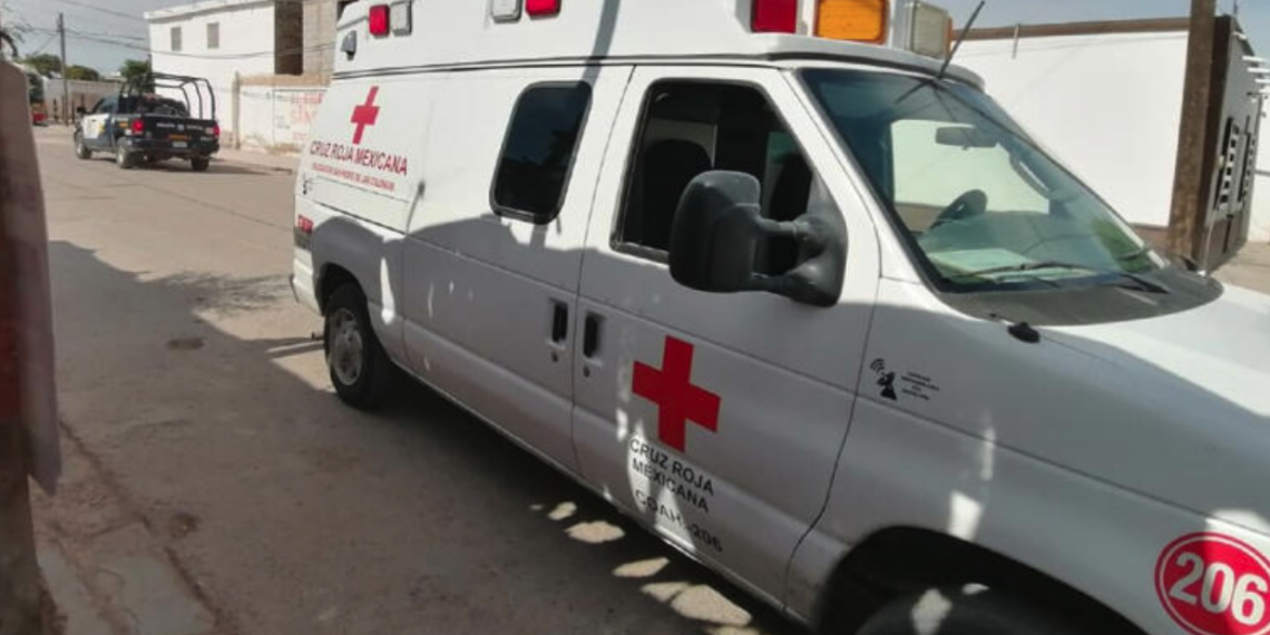 Madre entrega a su hijo a autoridades tras presunto robo a adulto mayor en San Pedro