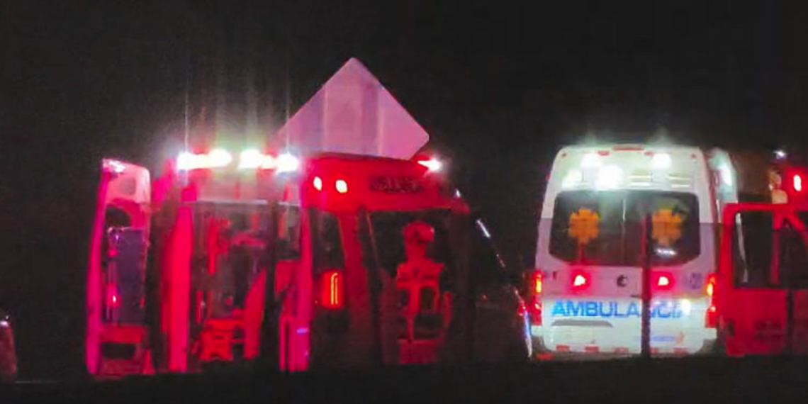 Fatal carambola en autopista Guadalajara-Tepic deja dos muertos y más de 40 lesionados