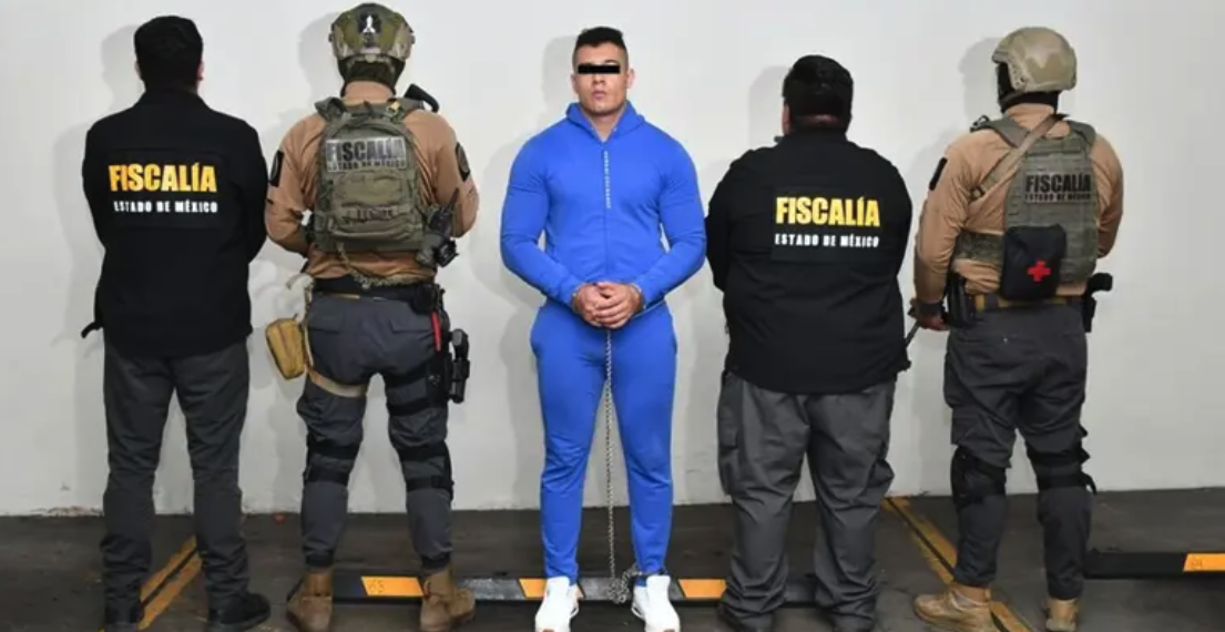 Capturan en el AICM a presunto líder criminal ligado a extorsiones en el Edomex