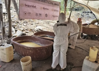 Marina asegura 2.3 toneladas de me.tanfetamina y desmantela dos nar.colaboratorios en Culiacán